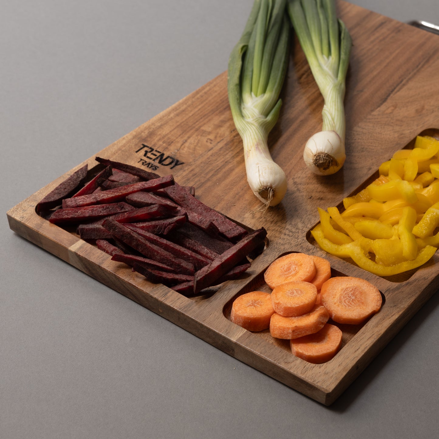 Acacia Chopping board - 4 Compartment