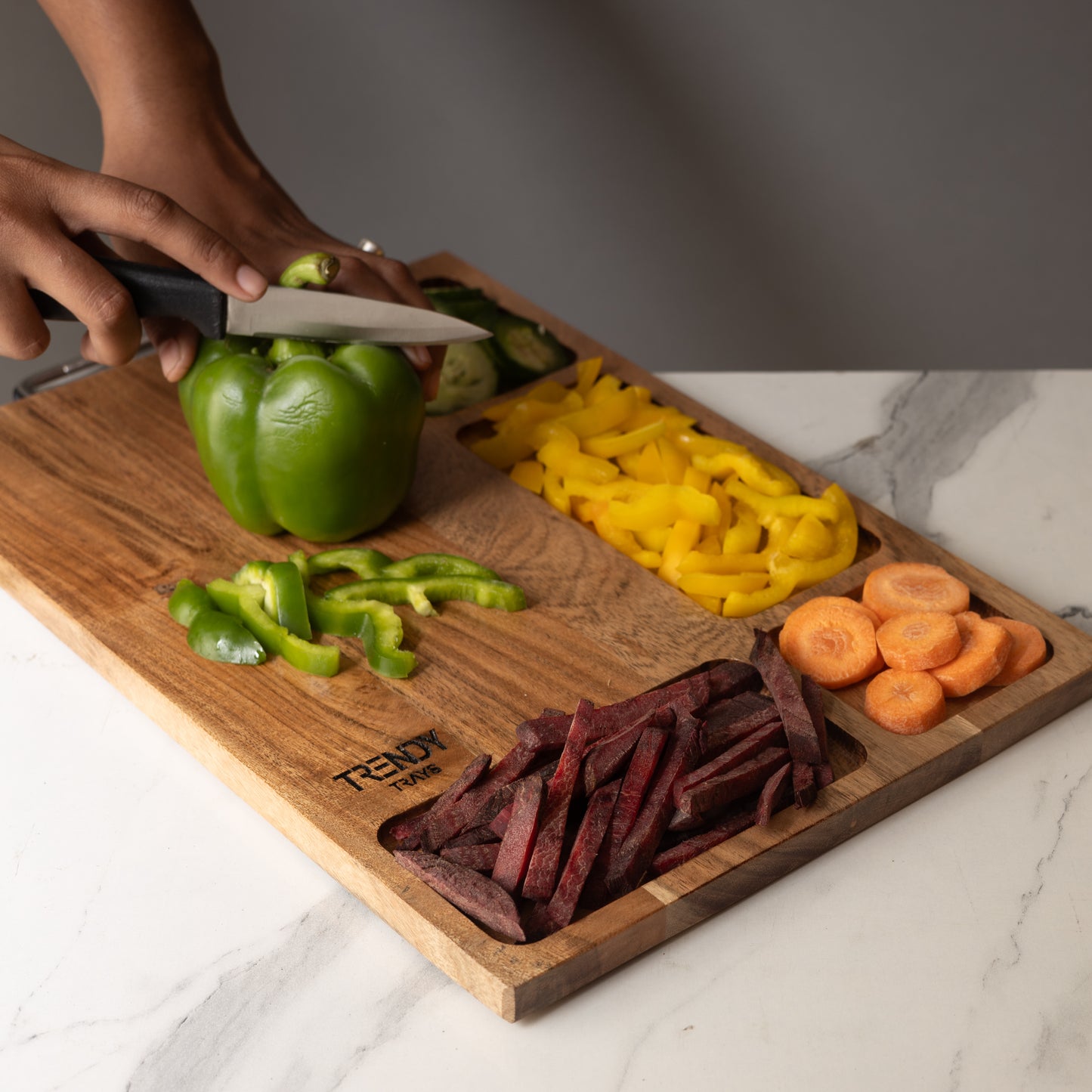 Acacia Chopping board - 4 Compartment