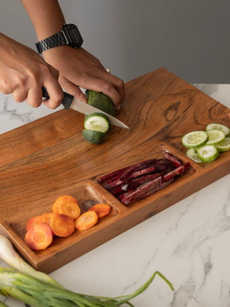 Reversible Cutting Board with  3 storage Compartment